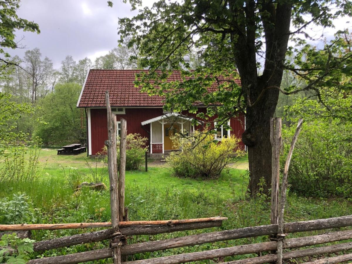 Vandrarhem Svaenoe Hillerstorp ภายนอก รูปภาพ